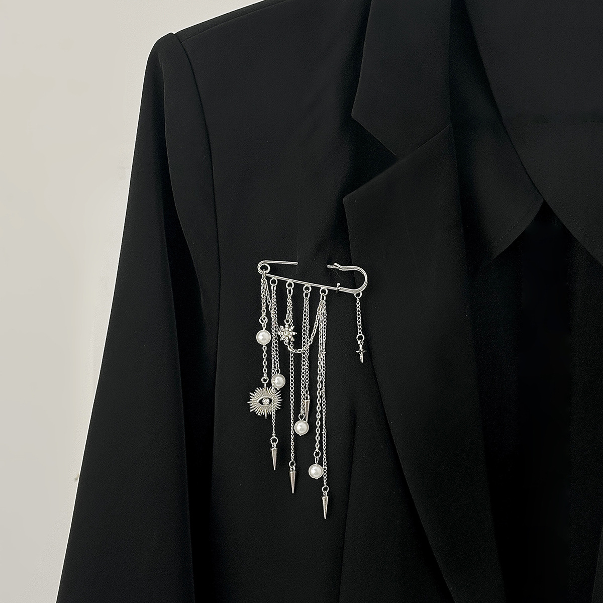 Women'S Accessories For Formal Wear - Imitatie Parel Broche Elegante Klinknagel Broche