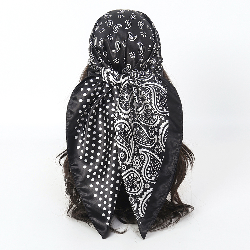 Zakdoeken Haar Zijden Sjaal 90 - Women Accessories Brands recensie en prijs