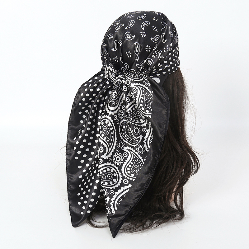 Zakdoeken Haar Zijden Sjaal 90 - Women Accessories Brands recensie en prijs